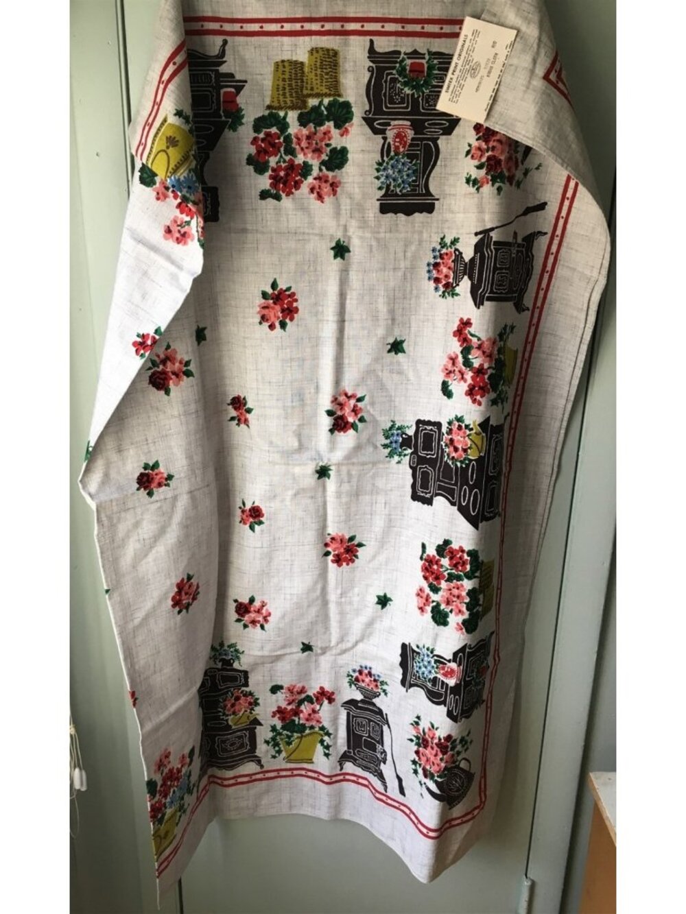 Vintage SIMTEX Hand Printed Tablecloth Memories Pot Belly Stove Flowers NEW
